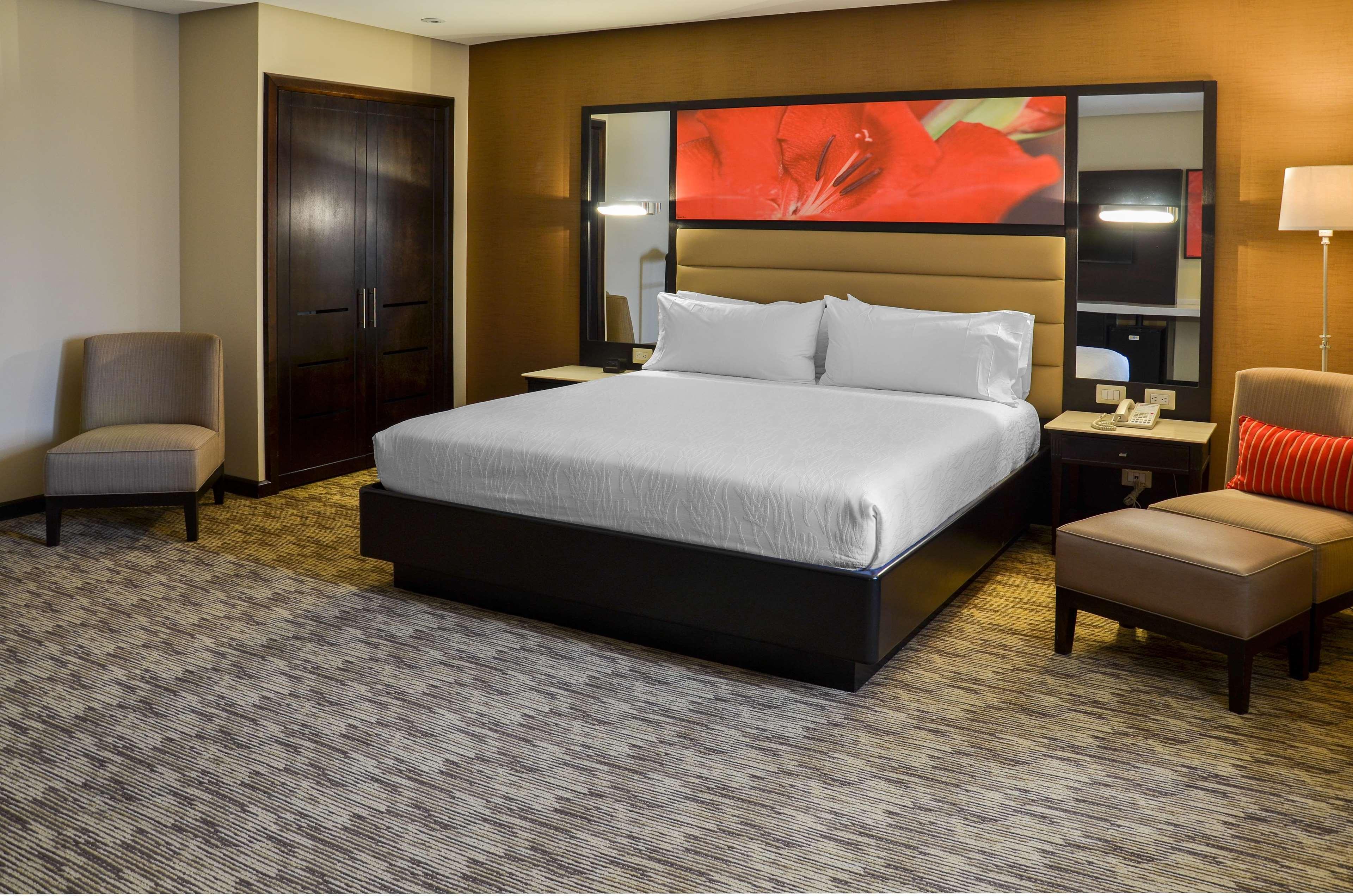 Hilton Garden Inn Ciudad Guatemala Eksteriør billede
