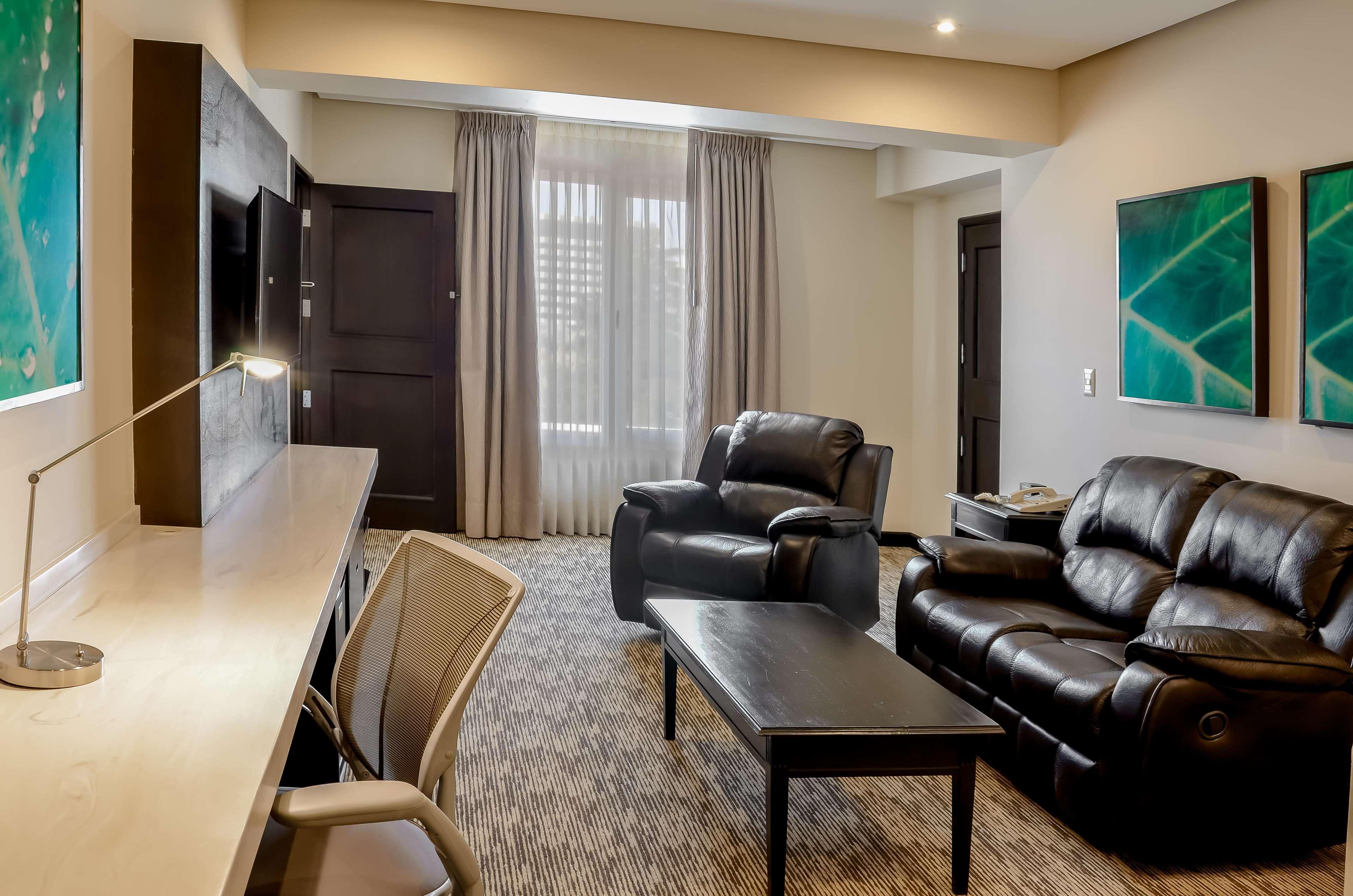 Hilton Garden Inn Ciudad Guatemala Eksteriør billede