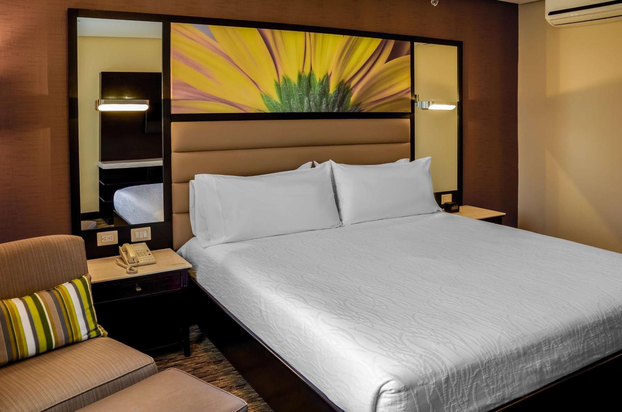 Hilton Garden Inn Ciudad Guatemala Eksteriør billede